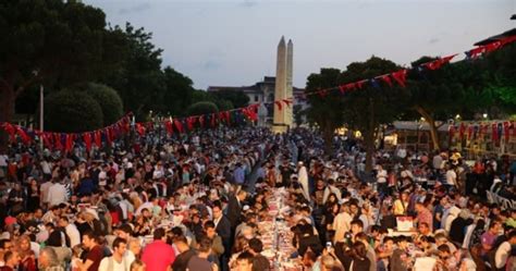 Gelen son dakika haberine göre; Son dakika: İçişleri Bakanlığı'ndan Ramazan tedbirleri ...