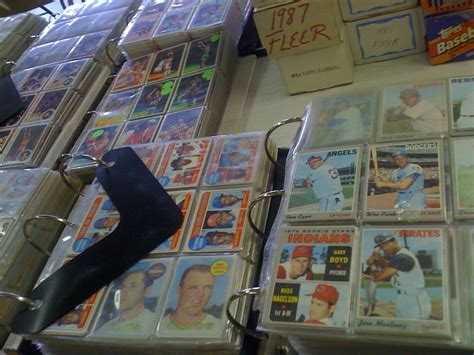 Throughout the year, we organize several shows located in raleigh, charlotte, greensboro and hickory, north carolina where vendors of vintage and new sports, toys and hobby related. How To Collect Vintage Sports Cards - FAT DADDY'S SPORTS