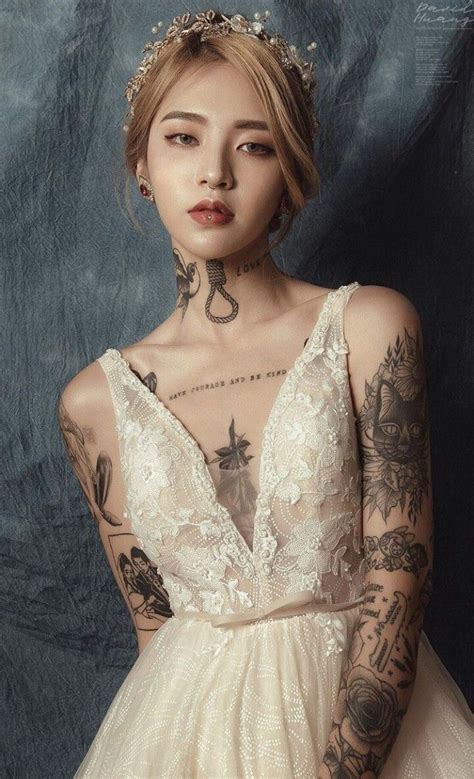 Achetez vos piercings pour le nombril, la langue, l'arcade, les levres, le nez mais aussi des accessoires de piercing. Idea by Redilla Nicole on icons | Ulzzang girl, Girl ...