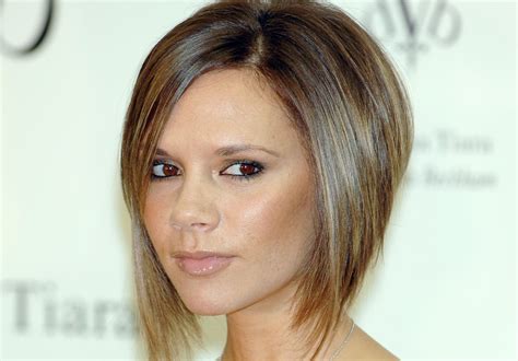 Victoria beckham's hair colours, styles and extensions over the. Les plus belles coiffures de Victoria Beckham (avec images ...