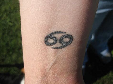 Check spelling or type a new query. Symbol Zodiac Tattoo : Cancer Zodiac Tattoos | tattoo apik ...