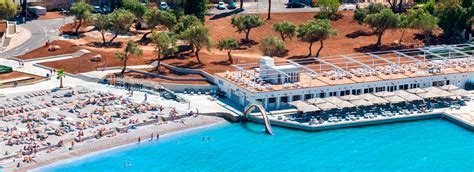 Es ist ein ruhiger, abgelegener kieselstrand mit viel schatten im hintergrund und guten einrichtungen in der nähe. Lapad Strand in Dubrovnik Unterkunft und Appartements in ...