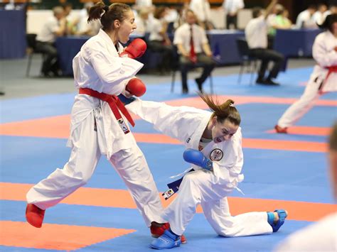 Bettina plank gewann 2019 bei den european games die goldmedaille. Karate Europameisterin Plank startet Olympia-Qualifikation ...