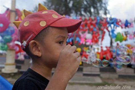 Rumah percutian ini menyediakan kemudahan parking peribadi percuma. Hujung Minggu bersama The Arifs. - Cerita Huda by Huda Halid