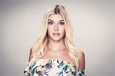 Diskutiere germanys next topmodel 2018 im tv/filme/serien forum im bereich naschkatzen; Gerda J. Lewis privat: SO lebt die aktuelle Bachelorette ...