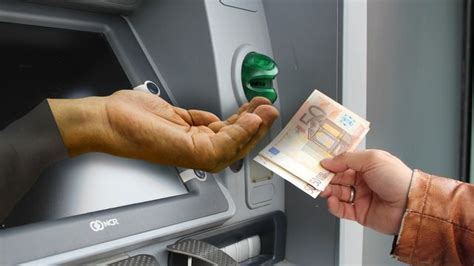 Jetzt die chance auf tickets sichern! Beliebte Bank verschwindet vom Markt: Commerzbank legt ...