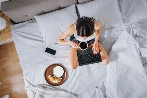 Son set a hidden camera in the bedroom of the mother. How to find a hidden camera planted by your landlord ...