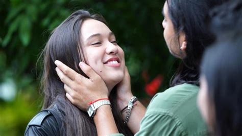 Surya citra televisi (sctv) is an indonesian television station. Sinopsis Sinetron SCTV Love Story The Series: Maudy ...