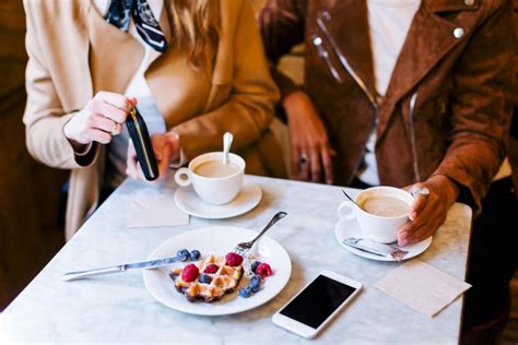 Bumble may be a dating app but it isn't just any old dating app. Bumble - Find Your Confidence and Your People With Shine ...