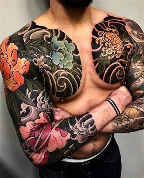 Traditional japanese tattooing, or irezumi, has been intertwined with the yakuza since their inception. 131 Best Japanese Tattoos Meanings, Ideas, and Designs | Tattoos, Japanese tattoo, Traditional ...