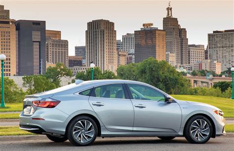 The epa estimates the 2019 insight's fuel economy at 55/49/52 mpg city/highway/combined. Sexy & Fuel Efficient: The New Honda Insight