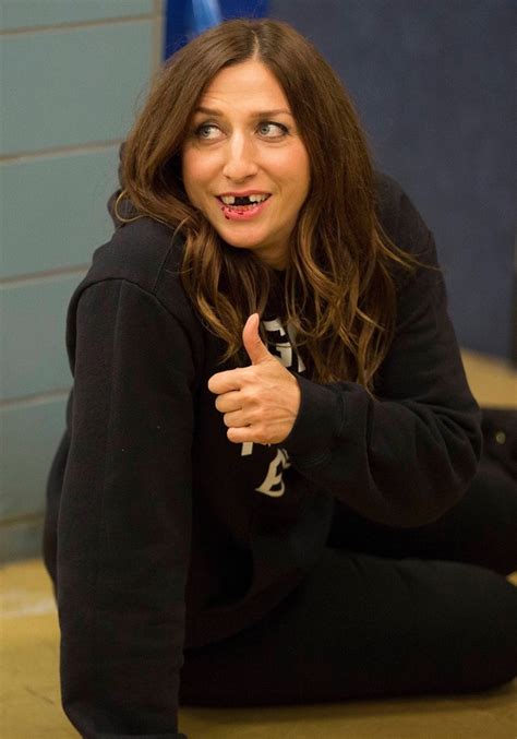 The fall finale ended on a moving cliffhanger, with gina (chelsea peretti) being hit by a bus. Brooklyn Nine-Nine - Gina Linetti Soundboard — 101 Soundboards