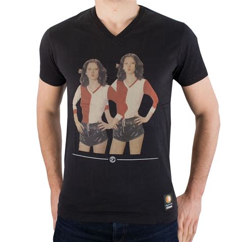 Create shirt with the font feyenoord rotterdam 2019/20. COPA Football - Feyenoord Babes V-Neck T-Shirt - Zwart ...