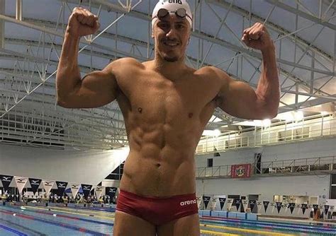 He qualified to represent italy at the 2020 summer olympics in the men's 100 metre breaststroke event. Un altro argento per Martinenghi in Coppa del Mondo