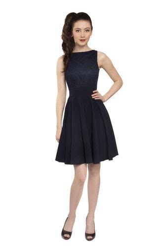 Schönes blaues kleid wenn sie ihr hochzeitskleid so bald wie möglich nachher ihrer hochzeit reinigen und aufbewahren, erhalten sie die bestmöglichen ergebnisse. Download 21+ Kleid Fuer Konfirmation Kaufen