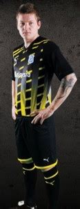 New Cardiff City Jersey Third 2011-2012 Black & Yellow ...