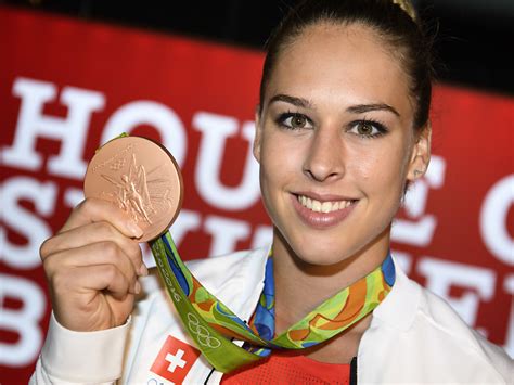 She is the 2016 olympic bronze medalist on vault and a european champion in the individual a. Giulia Steingruber kämpft sich langsam zurück | 1815.ch