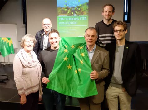 Doch die grünen gehen mit ihrer kanzlerkandidatur ein hohes risiko ein. Ein Europa für Regionen | Die Grünen Siegen-Wittgenstein