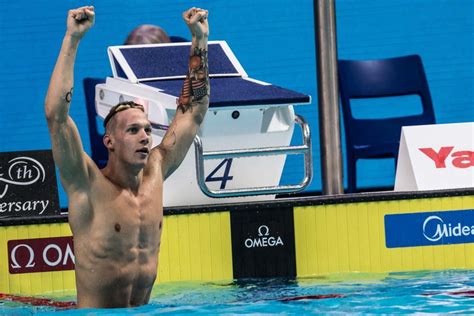 Dressel usually has a scripture. Budapest 2017: Caleb Dressel knapp am Weltrekord von ...