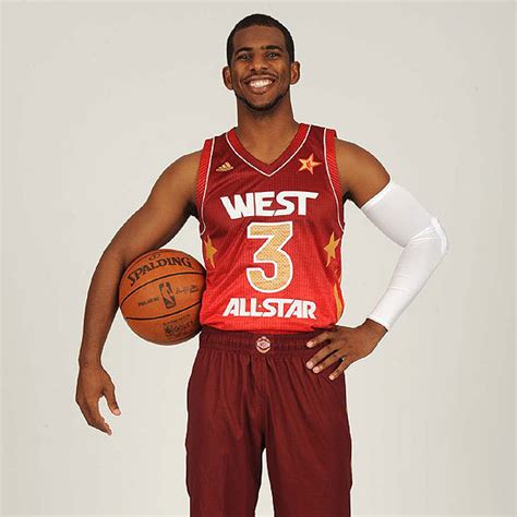 Let's see his height, weight and body before the season begins, chris paul plays hard in a gym, especially when it comes to weightlifting. All About Sports: Chris Paul Profile And Nice Images Gallery