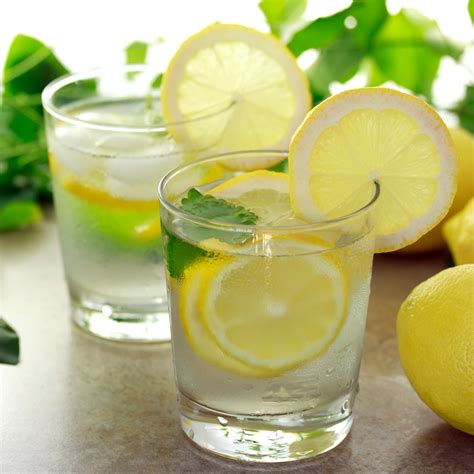 En jus, vert ou entier, le citron est réputé pour sa richesse en vitamines et ses vertus minceur. Perdre du poids rapidement avec le citron et du gingembre ...