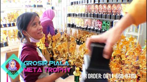 Kompetisi setingkat piala dunia dan piala eropa untuk usia muda sering dijadikan indikator untuk menilai kemampuan bintang muda. PENGANTARAN PIALA / TROPHY OLEH GROSIR PIALA META TROPHY ...