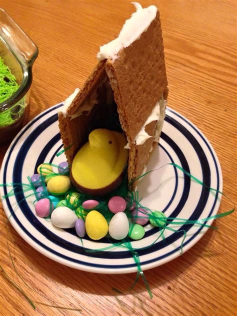 Looking for something fun for christmas dinner or to put in stockings? Graham cracker peep house - Graham crackers, vanilla icing ...