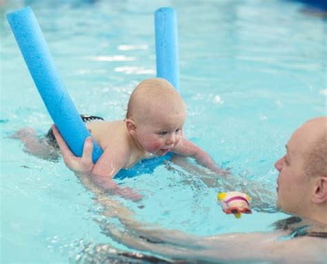 Babyschwimmen und die gesundheitlichen Vorteile davon ...