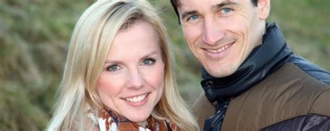 Hundeprofi martin rütter redet ganz offen über die zuerst schwierige zeit mit der diagnose. Ganz heimlich: Ex-Ski-Star Martin Schmitt ist Vater ...