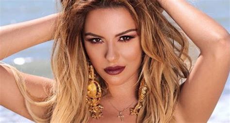 Born 24 march 1986), also known mononymously as anxhela, is an albanian singer, songwriter and model. Tha të mbyllen kufijtë për shkak të koronavirusit ...