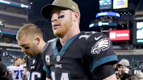 According to adam schefter and chris mortensen, the bears pursuit of carson wentz has come to an end. Eagles' Carson Wentz, Zach Ertz express support, sorrow ...