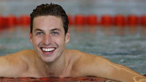 Pieter cornelis martijn van den hoogenband (maastricht, 14 maart 1978) is een voormalige nederlandse zwemmer, drievoudig olympisch kampioen, . Pieter van den Hoogenband wil technisch directeur ...