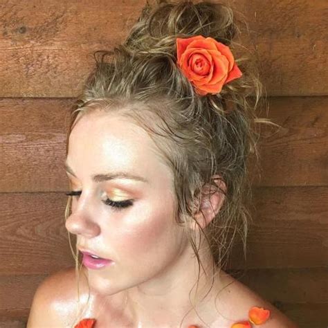 This next one is my favorite on this video. 40 Gorgeous Wet Hairstyles - Easy Ways to Style Wet Hair