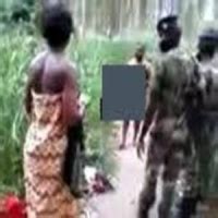 Regarder des clips chauds sur femme de ménage africaine vidéos. Vidéos Insoutenable : Des femmes congolaises déshabillées ...