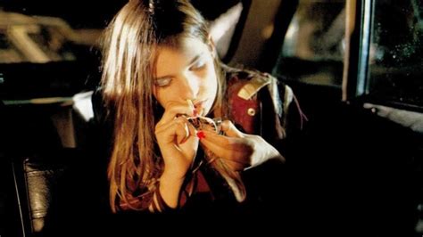 Durch die große verbreitung des buchs und die erfolgreiche verfilmung wurde sie zur symbolfigur einer von. The most heartbreaking movies about addiction | Yardbarker