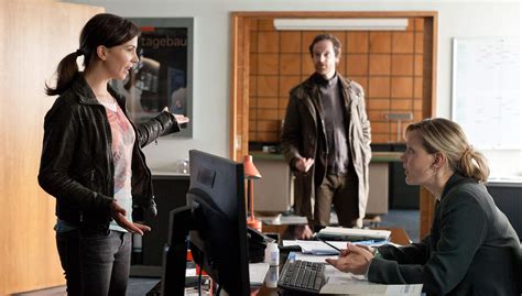 Als tochter von vater necmettin tezel und mutter ingrid tezel erlangte sie im jahr 2021 als. Tatort - Tatort Fans