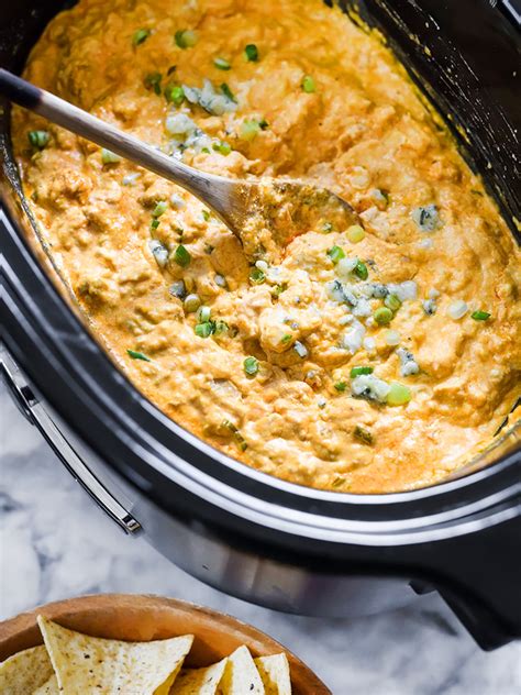 I mostly use this particular buffalo chicken recipe on game days, with drumsticks or wings, but i have also served it for dinner. Slow Cooker Buffalo Chicken Cheese Dip | foodiecrush