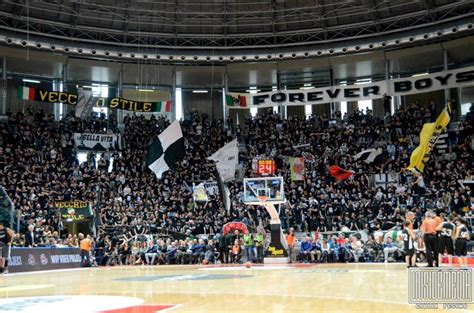 Follow the lega basket serie a live basketball match between virtus segafredo bologna and de'longhi treviso basket with eurosport. FOREVER BOYS E VECCHIO STILE, APPUNTAMENTO ALLA PARTENZA ...