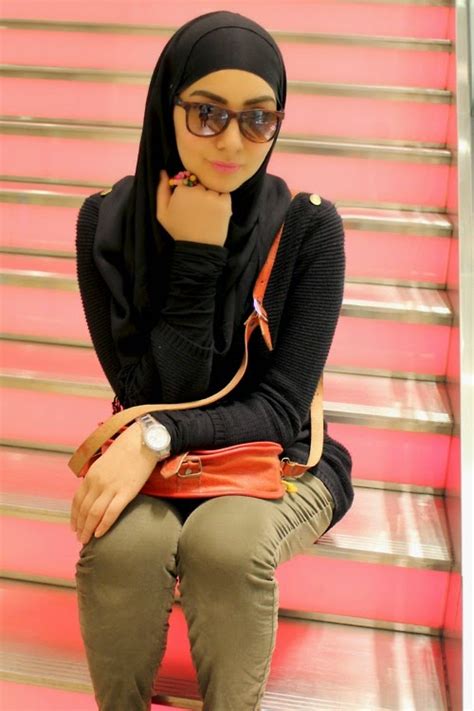 Search result for hijab masturbation. Kumpulan Foto Wanita Berjilbab Pakai Kacamata | Tips Memilih Model Kacamata Terbaru