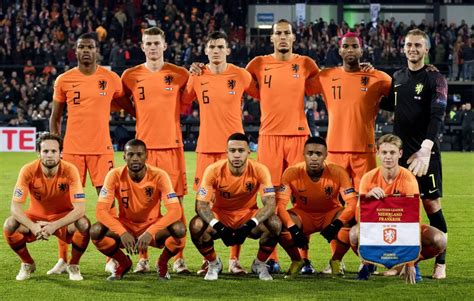 Probeer het later nog eens. Het Nederlands elftal is groepshoofd tijdens de EK-kwalificatie | Sportnieuws