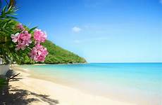 perfect beach island luxuries living