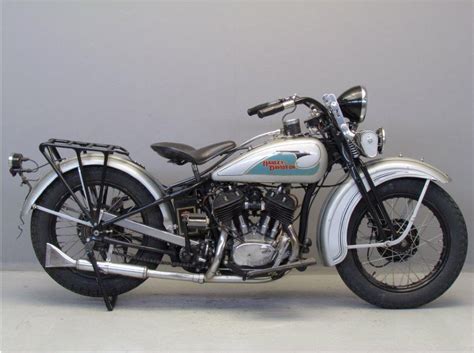 On one hand, the bike is exactly what harley needs to help build a pool of future. Harley Davidson 1933 33RE 750 cc 2 cyl sv | Harley ...