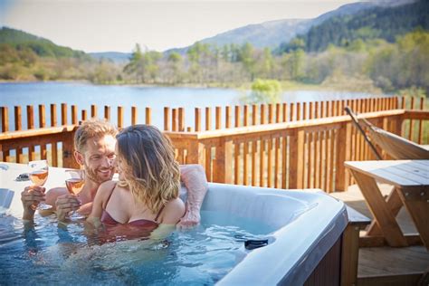 Stay in a countryside lodge with a hot tub and soothe your soul. Log Cabins and Lodges with Hot Tubs in Scotland | Cabin ...