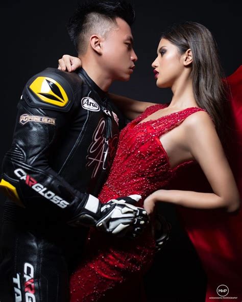 8 ide foto prewedding ala pasangan korea biar foto prewedding kamu dan pasangan terlihat lebih intim dan romantis kamu juga bisa berpose di kamar bila kamu tidak punya ide foto prewedding yang bagus dengan biaya murah tapi berkesan mungkin kamu patut mencoba gaya foto prewedding ala. Ide Foto Prewedding ala Atries Angel, Pakai 3 Konsep Berbeda
