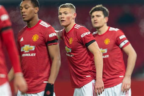 Players players back expand players collapse players. Liverpool vs. Man United defined by midfield battle with Bruno Fernandes the man to stop ...