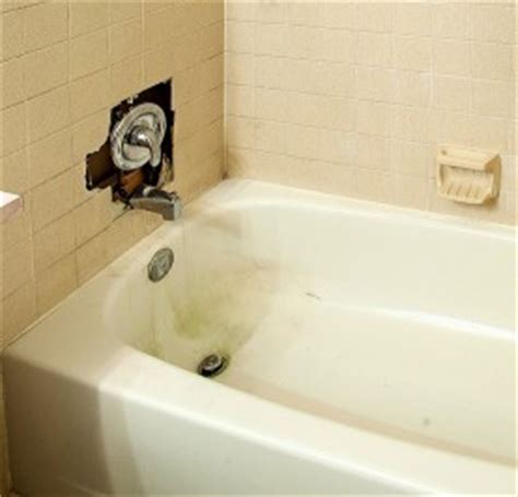 How to restore bathtub enamel. Porcelain Tub Refinishing - Porcelain Bathtub Repair ...