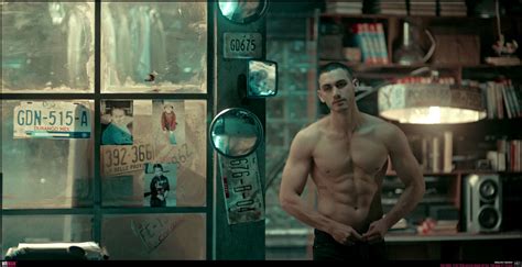 En exclusiva para e!, alejandro speitzer revela los secretos detrás de su nueva serie, su adorable complicidad con maite perroni y. Is Alejandro Speitzer The MEXICAN NICK JONAS? - Boy ...