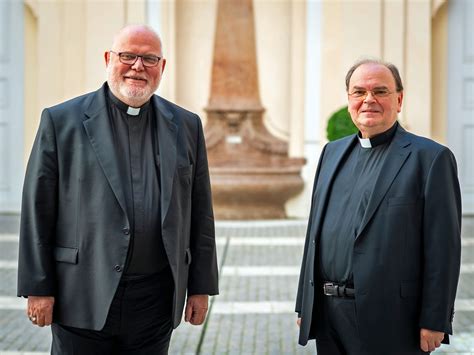 Das bayerische fernsehen überträgt die ankunft und. Bischof Bertram trifft Kardinal Marx - Bistum Augsburg