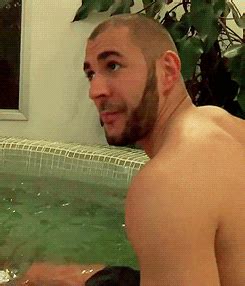 Discover and share featured karim benzema gifs on gfycat. Karim Benzema GIF - Find & Share on GIPHY