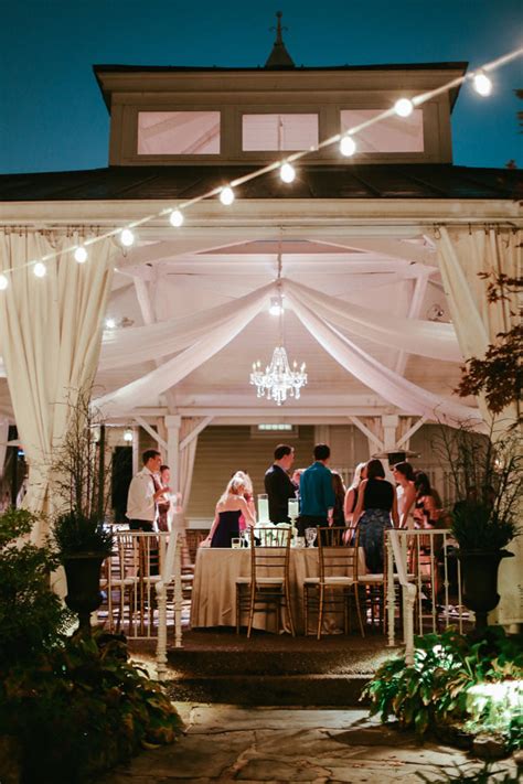 Unserer meinung nach zeigt diese gartenhochzeit, wie schön eine feier im eigenen garten sein kann. Hochzeit im Garten - Experten-Tipps